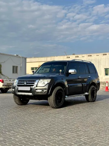 Mitsubishi Pajero GLS 2017 - GCC Specs - Perfect Family SUV