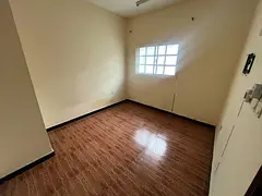 Central air conditioning – Free maintenance (owner included) – Separate lounge – Prime locatio