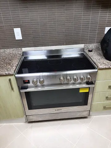 Bosch series8 electric ceramic cooker 90cm