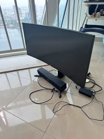 LG 34inch UltraGear QHD Curved Gaming Monitor + Razer Leviathan V2 X PC Gaming Soundbar