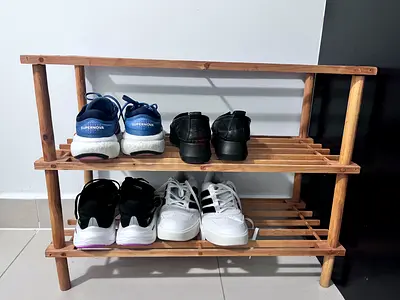 Shoe rack wooden