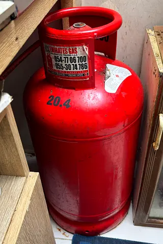 Gas cylinder with stove for sale 350