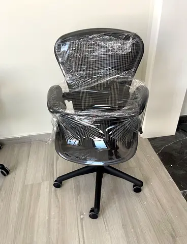 Herman Miller Size C Aeron Classic Office Chair fully loaded