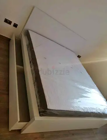 Malam queen size bed 160/200cm bed with 2 storage drawers underneath and Ikea mattress is available