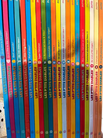 My collection of Les Diables — French childrens fiction books (21 boooks)