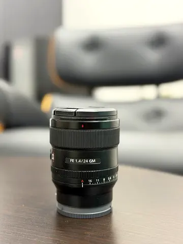 Sony 24MM F1.4 GM ( G master lens )