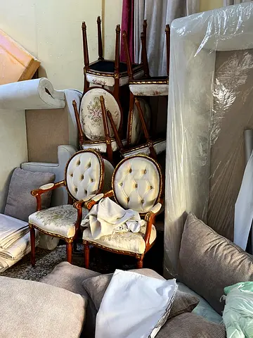 ✨ Give Your Sofa a Luxury Makeover in Minutes!