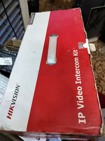 Brand new HIKVISION DS-KIS603-P hikvision Video Intercom Villa Door Station Bundle, 7-inch colorful