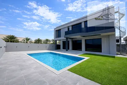 Swimming Pool | Garden Area | Outsude Kitchen