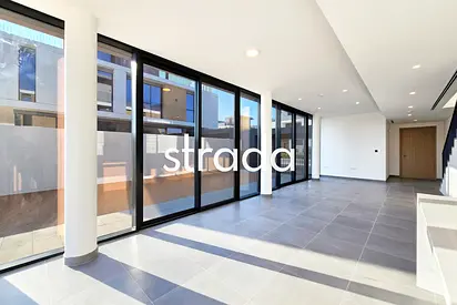 Large plot | Pool Backing | Brand New