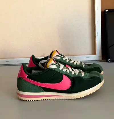 Nike Cortez US 7.5 / UK 5 / EU 38.5 / 24.5 cm