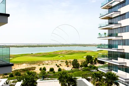 CORNER- 2+Maid | Golf Course View | VACANT