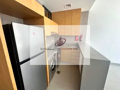 "فاصل أنيق ونظيف للإيجار - جاهز للسكن"