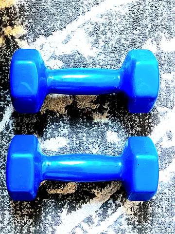 3 KG DUMBELLS PRICE NEGOTIABLE