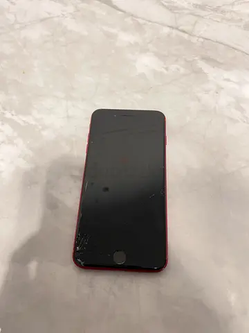 iPhone 7 Plus broken screen