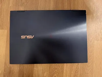 ASUS ZenBook Flip  UX371E