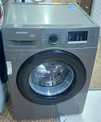 Samsung latest model black 8kg washing machine for sell good working