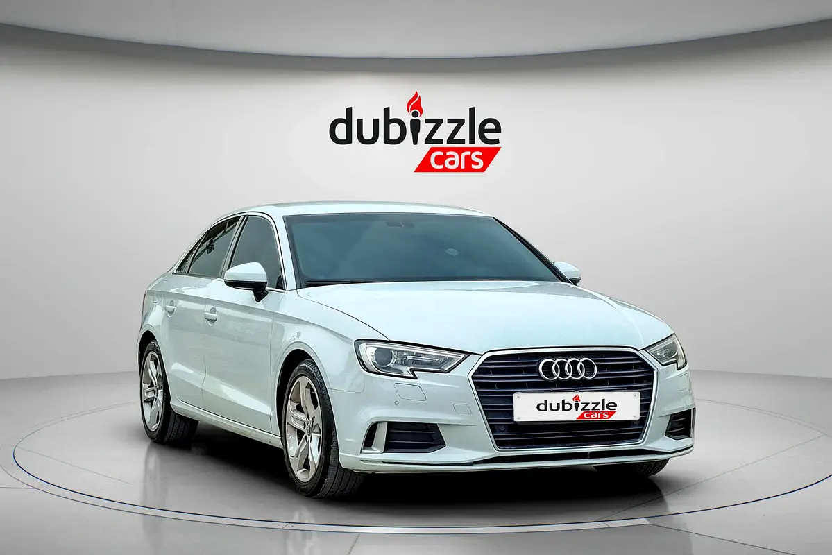 Audi A3 2017 — photo 1 of 14