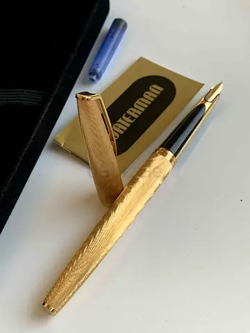 Waterman 18Kgold-nib fountain pen set — never been used