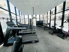 HT OFFER LUXURY LIVING SPACIOUS 1 BEDROOM WITH 2 BATHROOMS GYM POOL PARKING FREE ON PRIME LOCATION C
