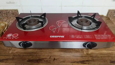 Geepas 2-burner Portable Glass top Gas Stove - Working, Good Condition