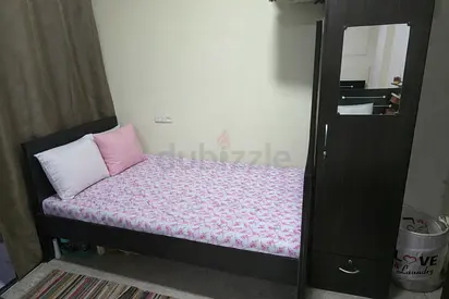 Executive ladies bedspace near to BurJuman Exit 04
