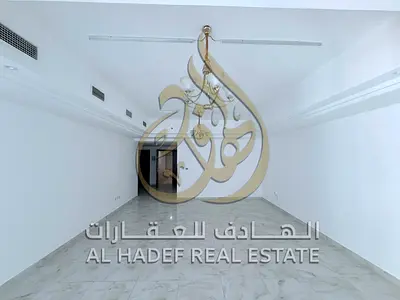 غرفتين وصالة مع غرفة خادمة في المجاز 3  خزائن في الحيط  تكيف على المالك  جيم ومسبح مجاني  باركنيج مجاني