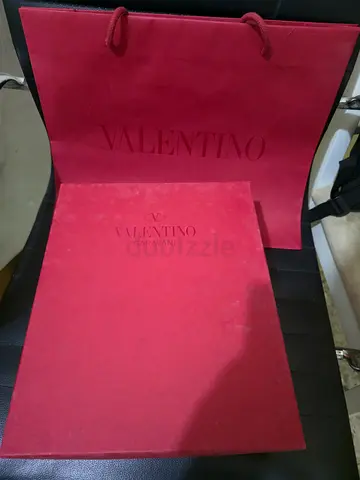 Valentino Garavani size 35