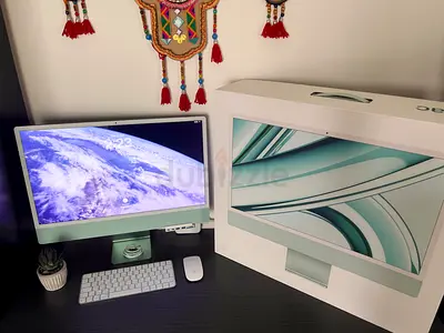 iMac 24” M3 (2023) – Like New – Full Box  Accessories