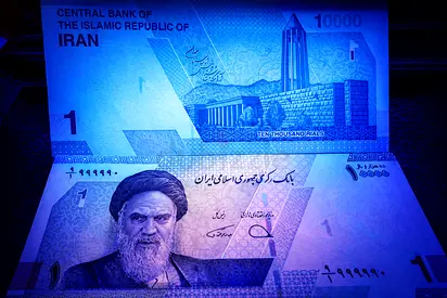 Rare Opportunity | Pair of Notes with Almost Super Fancy Serial