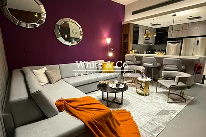 Upgraded | Fully Furnished | Avail May
