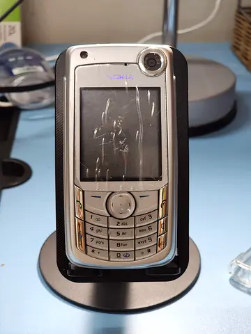 Nokia 6680