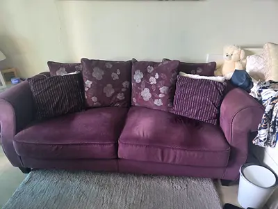 3 Pieces Sofa + Rounded Table