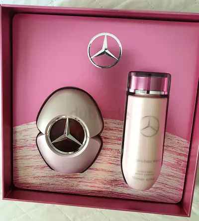 Mercedes-Benz Woman Perfume and Lotion Gift Set - Brand New