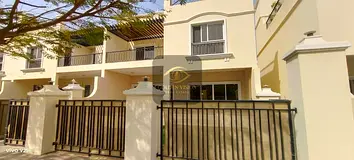 Amazing 4BR +maid Bayti Villa in al Hamra Village