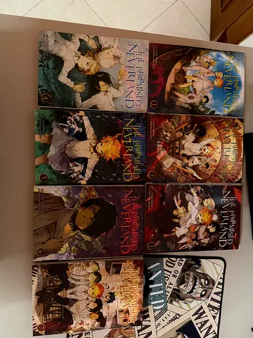 The Promised Neverland - Volumes 1-8 (English manga set)