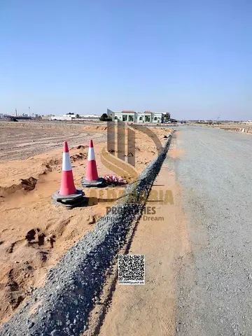 🏢 Residential & Commercial Land for Sale – Section 3 – Umm Al Quwain 📍 This plot is located in a prime strategic area in Section 3, Umm Al Quwain, o