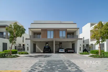 Closed Kitchen - Close to Pool - Internal