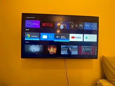 NIKAI SMART TV 1080p 60 hertz