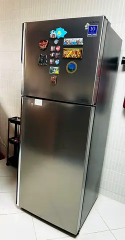 Refrigerator - Hitachi (2 door)