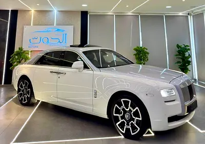 VIP STANDARD EDITION ROLLS ROYCE GHOST || F.S.H || PANORAMIC || TOP RANGE || GCC || LUXURY INTERIOR