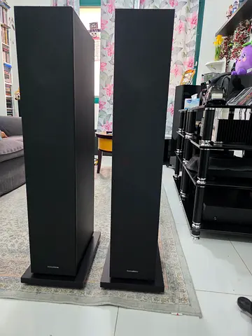 Bowers  Wilkins 603 S3 Floorstanding Speakers –