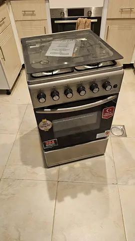 Compact Gas grill with Oven for Sale