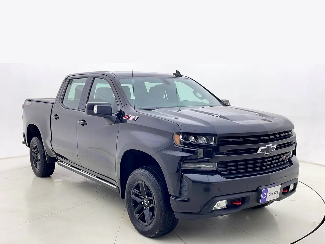Chevrolet Silverado 2021 — photo 1 of 12