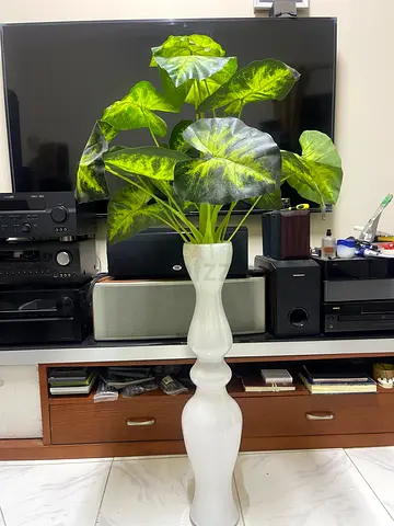 1pc Modern white Glass pot with Artificial leaves