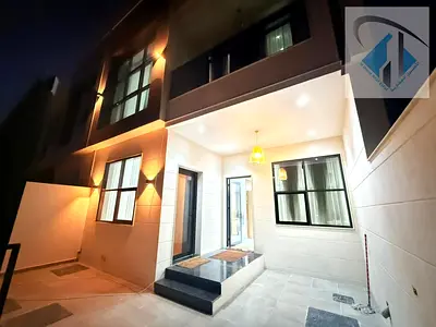 فيلا 3 طوابق تشطيب شخصي وموقع مميز شامل جميع الرسوم وتملك حر