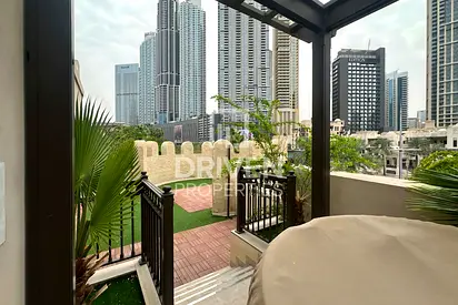 Private Garden and Jacuzzi | Flexible Cheques