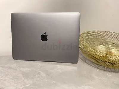 MacBook Pro a1 broken screen
