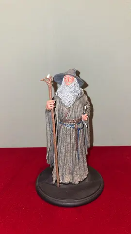 Weta Workshop Lord of the Rings Mini Statue Gandalf the Grey 19 cm