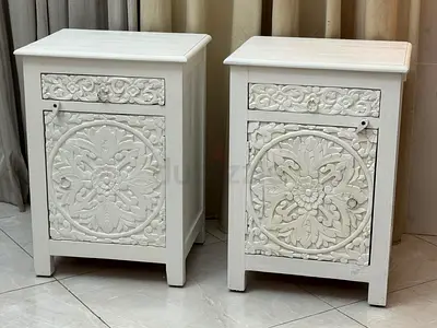 Art and craft Nightstands